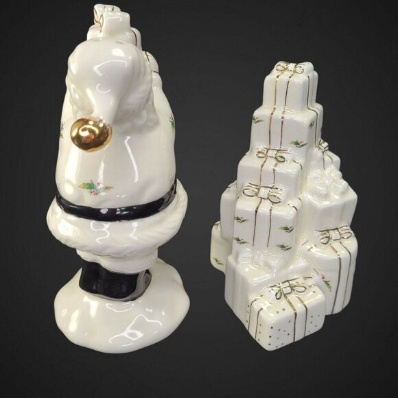 Santa Claus Salt and Pepper Shakers Holly Holidays Christmas Tree Presents‎ - Picture 5 of 11